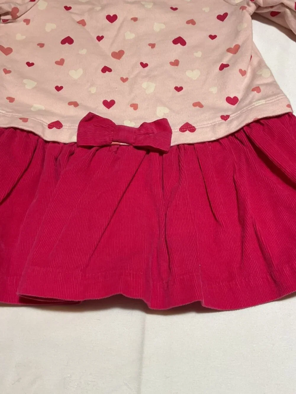 Gap Baby Girls 12-18 Months Pink Heart Bow Long Sleeve Corduroy Bottom Dress